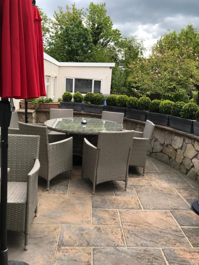 The Hawthornes Licensed Guest House Knottingly Esterno foto