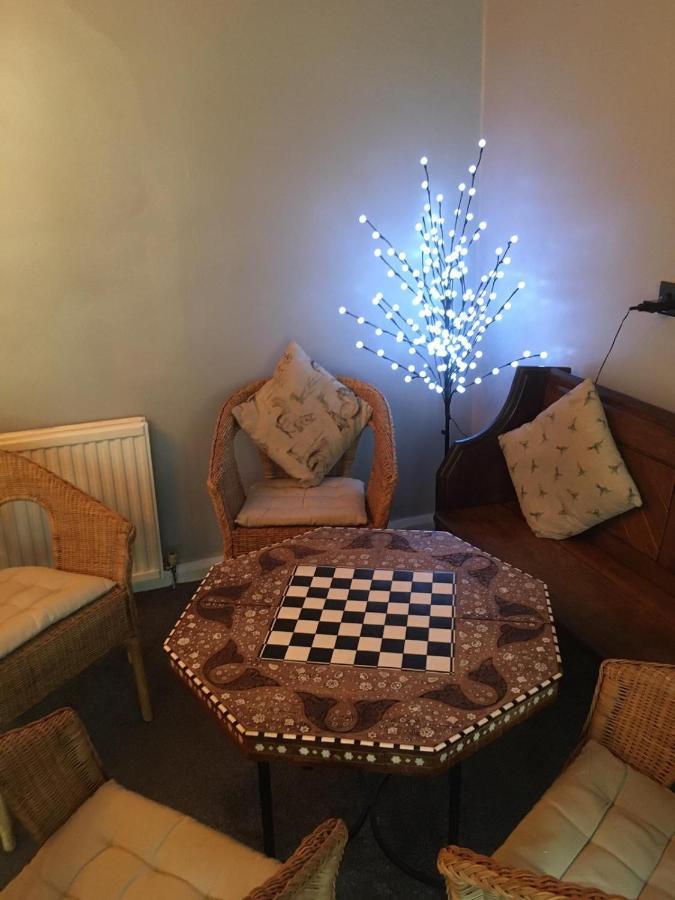 The Hawthornes Licensed Guest House Knottingly Esterno foto